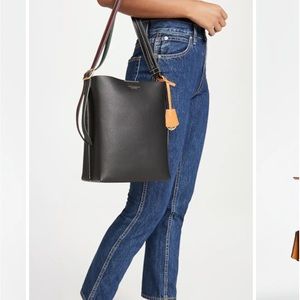 Pre Owned-Tory Burch Perry Bucket Hobo Leather Shoulder Bag